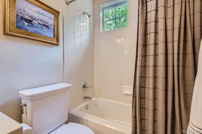 2nd floor ensuite bathroom! | Image 34