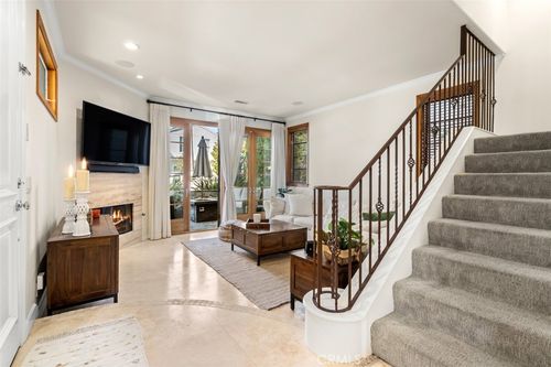 500 Goldenrod Ave, Corona del Mar, CA, 92625 | Card Image
