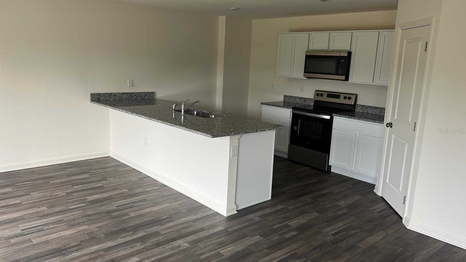 Residential Lease in SUMTERVILLE 4