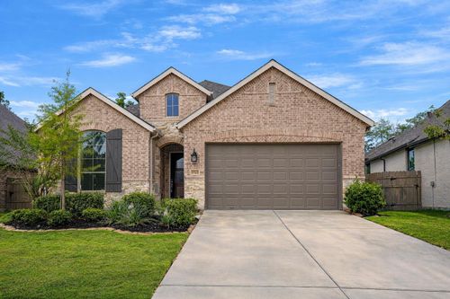 17127 Crimson Crest Dr, Conroe, TX, 77302-5679 | Card Image