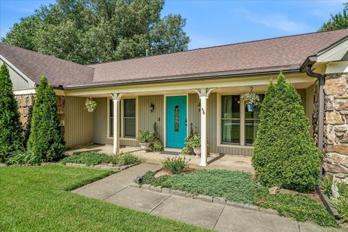 2605 Surrey Wood Dr, Bartlett, TN, 38134-5522 | Card Image