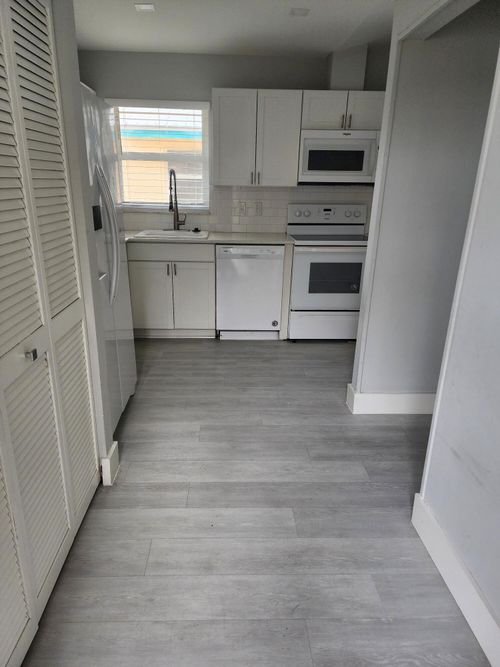 8933 Se Hobe Ridge Ave, Hobe Sound, FL, 33455-4620 | Card Image