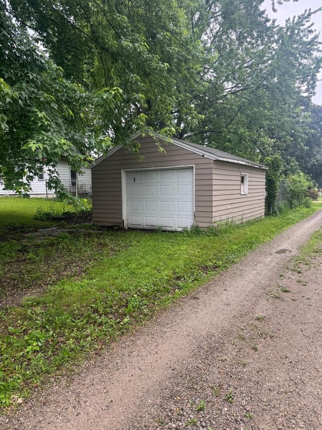 611 Ulstad Ave, House other with 2 bedrooms, 2 bathrooms and null parking in Albert Lea MN | Image 11