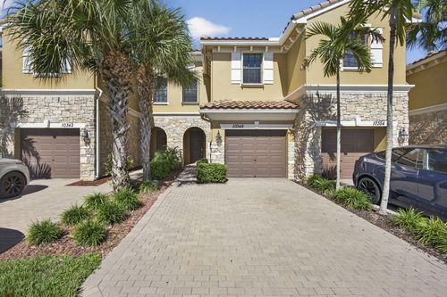 10348 Wellington Parc Dr, Wellington, FL, 33449-8015 | Card Image