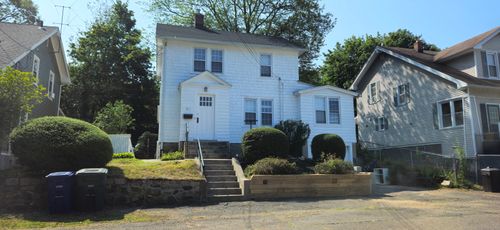 311 Cambridge St, Bridgeport, CT, 06606-1807 | Card Image