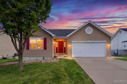 212 Limerick Ave, Wentzville, MO, 63385-3268 | Card Image