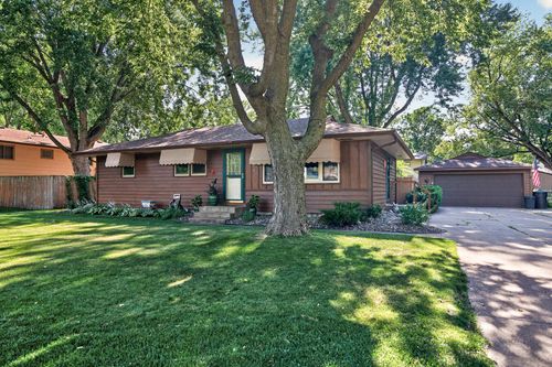 340 Sunrise Ln, Champlin, MN, 55316-1225 | Card Image
