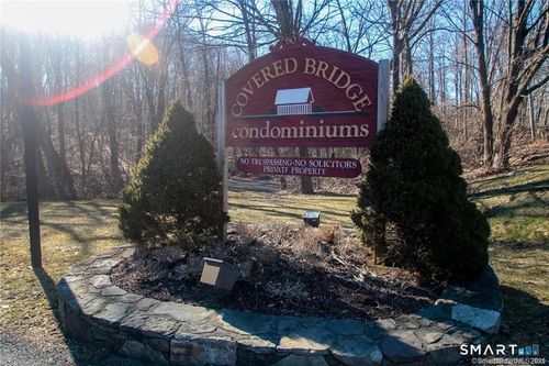 l37-60 Padanaram Rd, Danbury, CT, 06811-3781 | Card Image