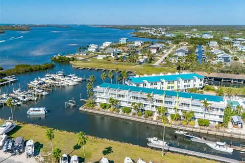 8226 Harborside Cir, ENGLEWOOD, FL, 34224-3506 | Card Image