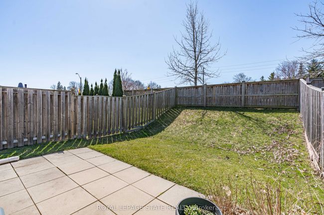 18 - 7 Atessa Dr, Condo with 3 bedrooms, 3 bathrooms and 1 parking in Hamilton ON | Image 37