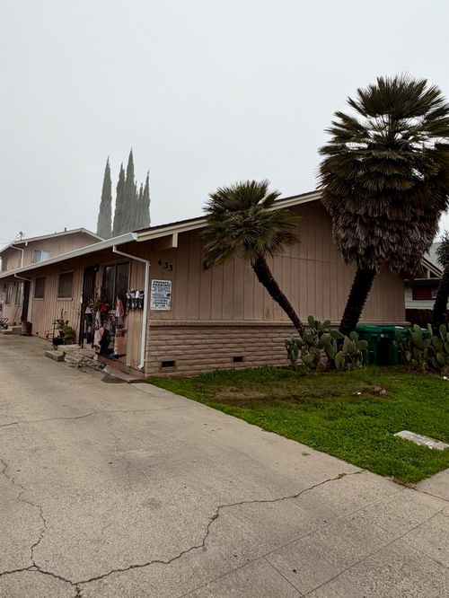 433 Cherry St, Lodi, CA, 95240-5352 | Card Image