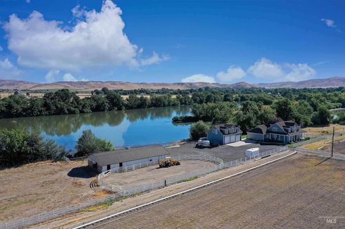 490 Ripple Rd, Ontario, OR, 97914 | Card Image