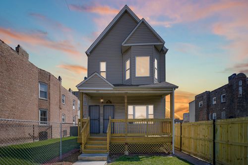 6621 S Green St, Chicago, IL, 60621-1807 | Card Image