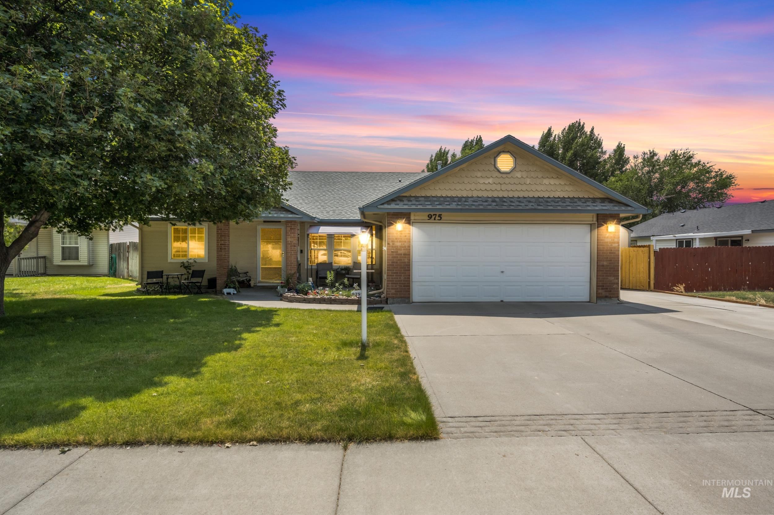 Drake Ct, Mountain Home, ID 83647
