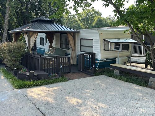 142 Cardinal Dr, New London, NC, 28127 | Card Image