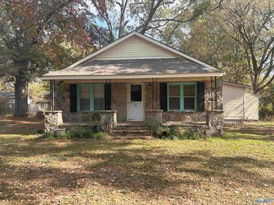 86 Monroe Street, House other with 3 bedrooms, 1 bathrooms and null parking in Courtland AL | Image 2