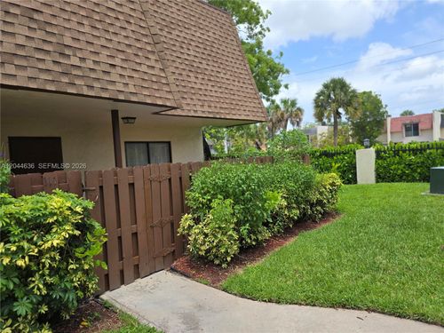 111 San Remo Blvd, North Lauderdale, FL, 33068-3916 | Card Image