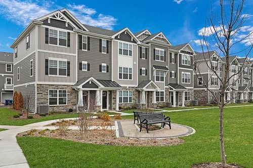 438-438 Lakeshore Court, St. Charles, IL, 60174 | Card Image
