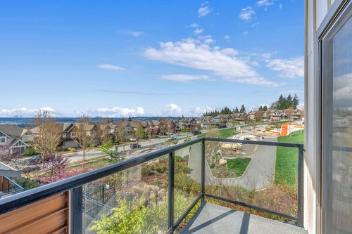 124-3525 Chandler St, Coquitlam, BC, V3E0L9 | Card Image