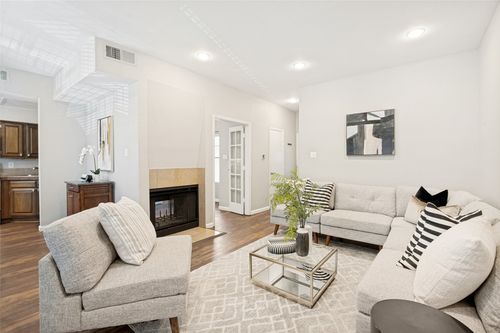 10-4203 Holland Ave, Dallas, TX, 75219-2800 | Card Image