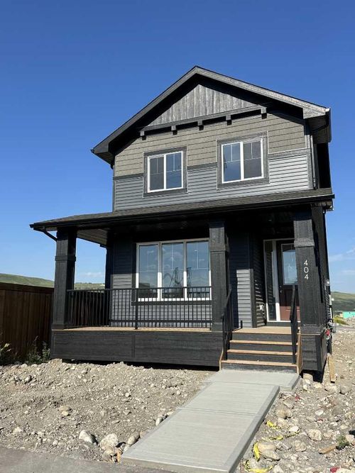404 River Ave, Cochrane, AB, T4C3B8 | Card Image