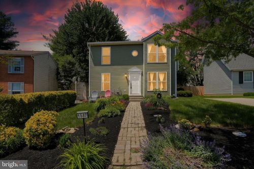 1587 Brimfield Cir, SYKESVILLE, MD, 21784-5938 | Card Image