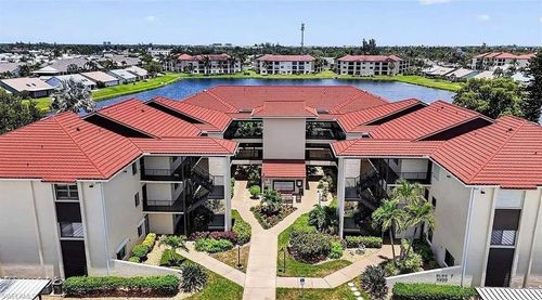 302-11250 Caravel Cir, FORT MYERS, FL, 33908-5235 | Card Image