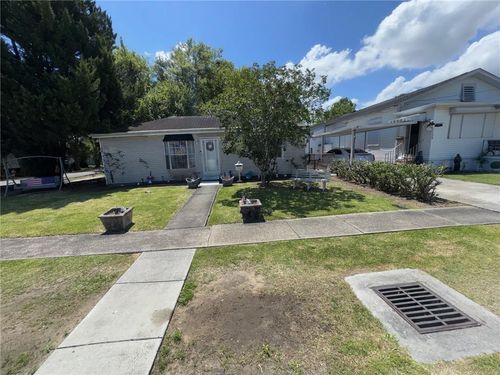 918 Perry St, Gretna, LA, 70053-2136 | Card Image