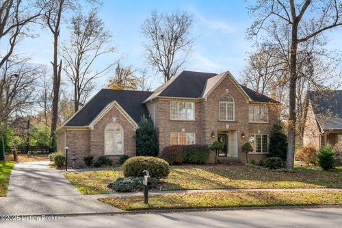 10950 Old Harrods Woods Cir, Louisville, KY, 40223-2458 | Card Image