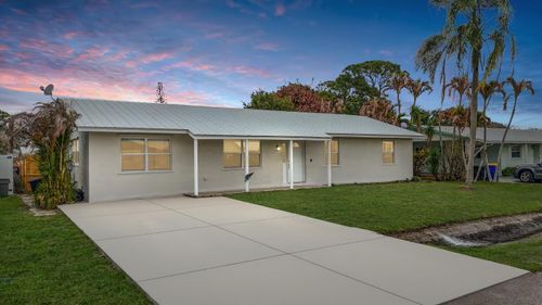 1741 Se Jackson St, Stuart, FL, 34997-5815 | Card Image