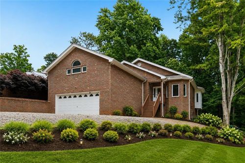 6137 White Oak Dr, Flowery Branch, GA, 30542-2540 | Card Image