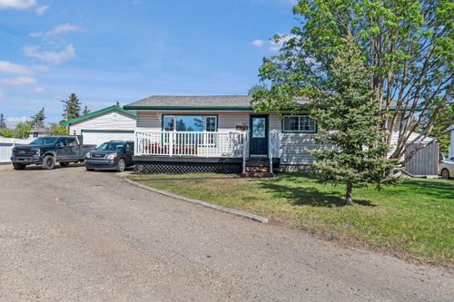 9811 95 St, Grande Prairie, AB, T8V1Z3 | Card Image
