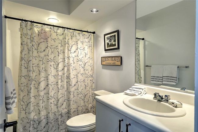 3 Pendleton Pl, Condo with 2 bedrooms, 2 bathrooms and 2 parking in Narragansett RI | Image 32
