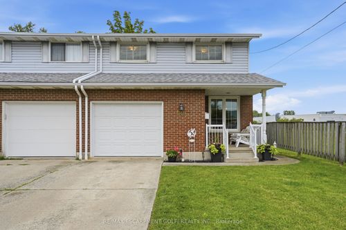 615 Broad St E, Dunnville, ON, N1A1G9 | Card Image
