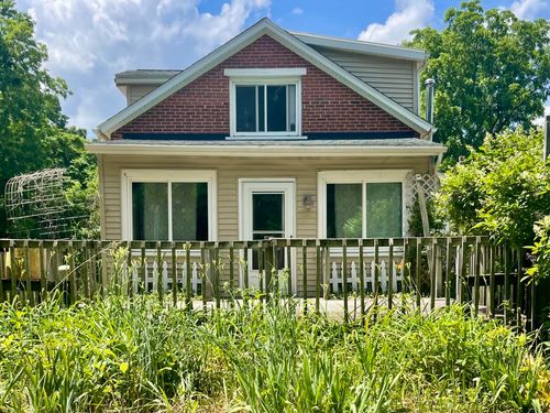 9550 35th St, Gobles, MI, 49055-9009 | Card Image