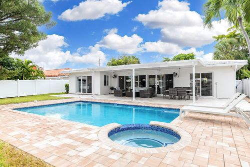 2031 Ne 14th Ct, Fort Lauderdale, FL, 33304-1415 | Card Image