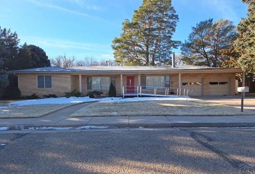 71 Mayhew Dr, Lamar, CO, 81052-3744 | Card Image