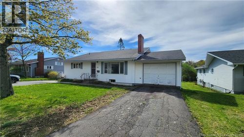 164 Greendale Cres, Saint John, NB, E2M4L6 | Card Image