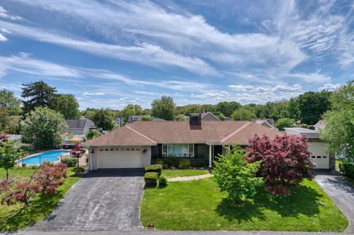 61 Merritt Ave, Kingston, NY, 12401-4239 | Card Image
