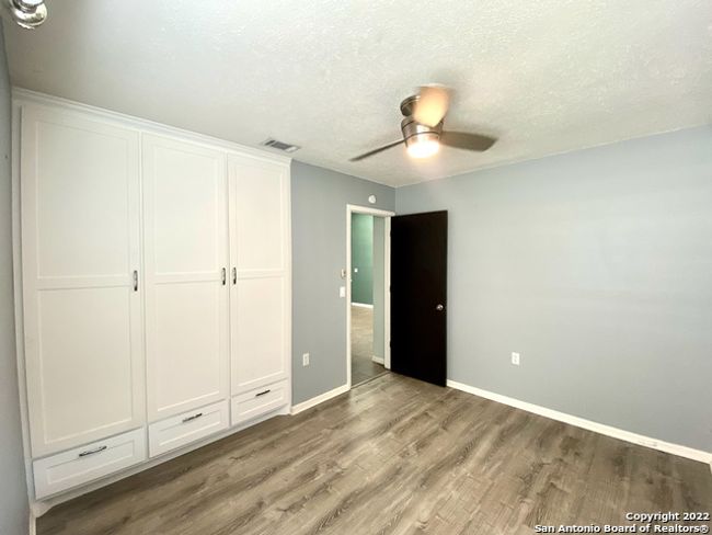 10348 Flatland Trl, House other with 3 bedrooms, 2 bathrooms and null parking in Converse TX | Image 19