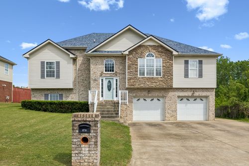 679 Superior Ln, Clarksville, TN, 37043-3893 | Card Image