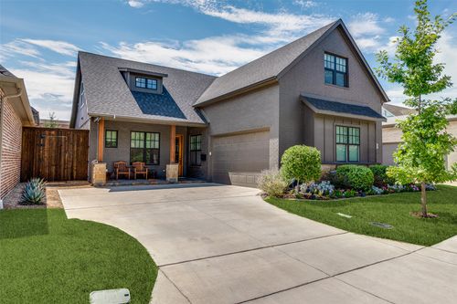 13111 Veronica Rd, Farmers Branch, TX, 75234-1585 | Card Image