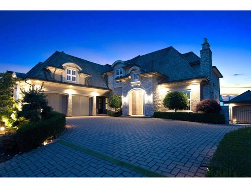 15957 39a Ave, Surrey, BC, V3Z0Y3 | Card Image