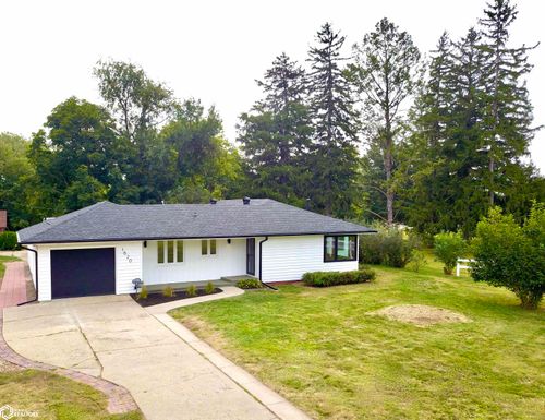 1620 Broad St, Grinnell, IA, 50112-9300 | Card Image