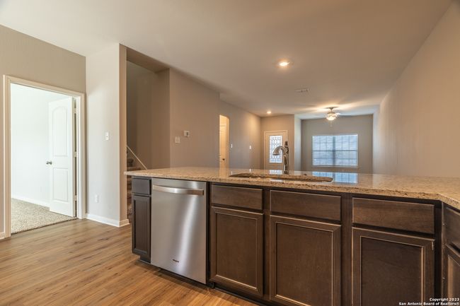 9106 Canvas Run, House other with 5 bedrooms, 3 bathrooms and null parking in Converse TX | Image 14
