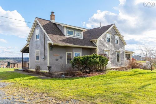 12 Hunter Rd, Milford, NS, B0N1Y0 | Card Image