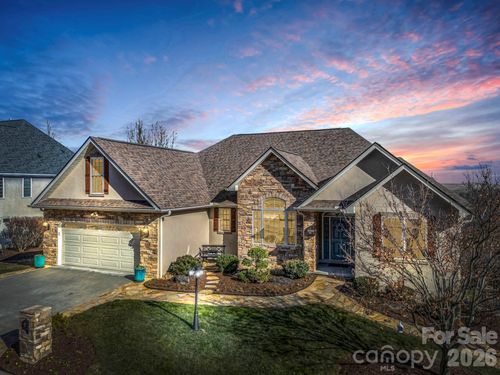 71 Carriage Highlands Ct, Hendersonville, NC, 28791-1937 | Card Image