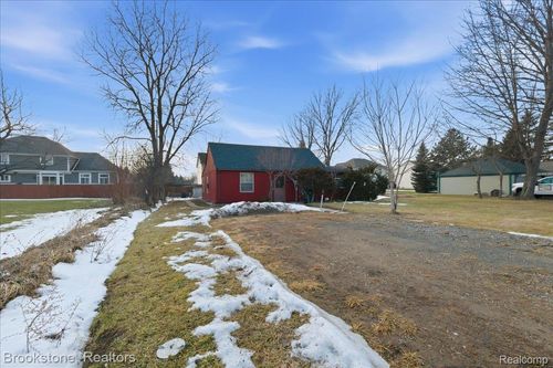 41491 Dequindre Rd, Troy, MI, 48085-4057 | Card Image