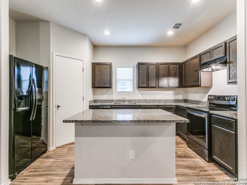 9410 Sandy Ridge Way, San Antonio, TX, 78239-4414 | Card Image