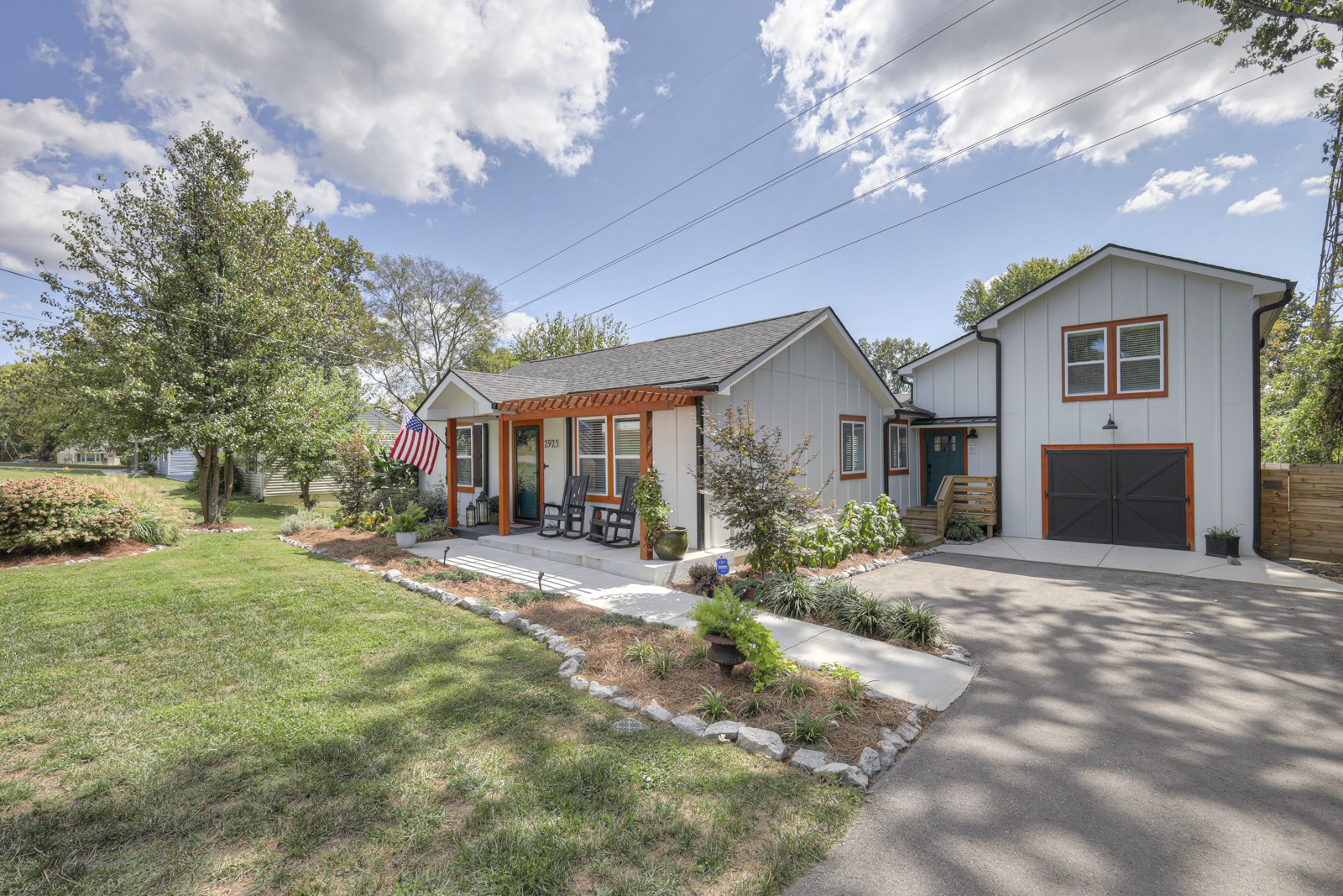 Teakwood Dr, Nashville, TN 37214
